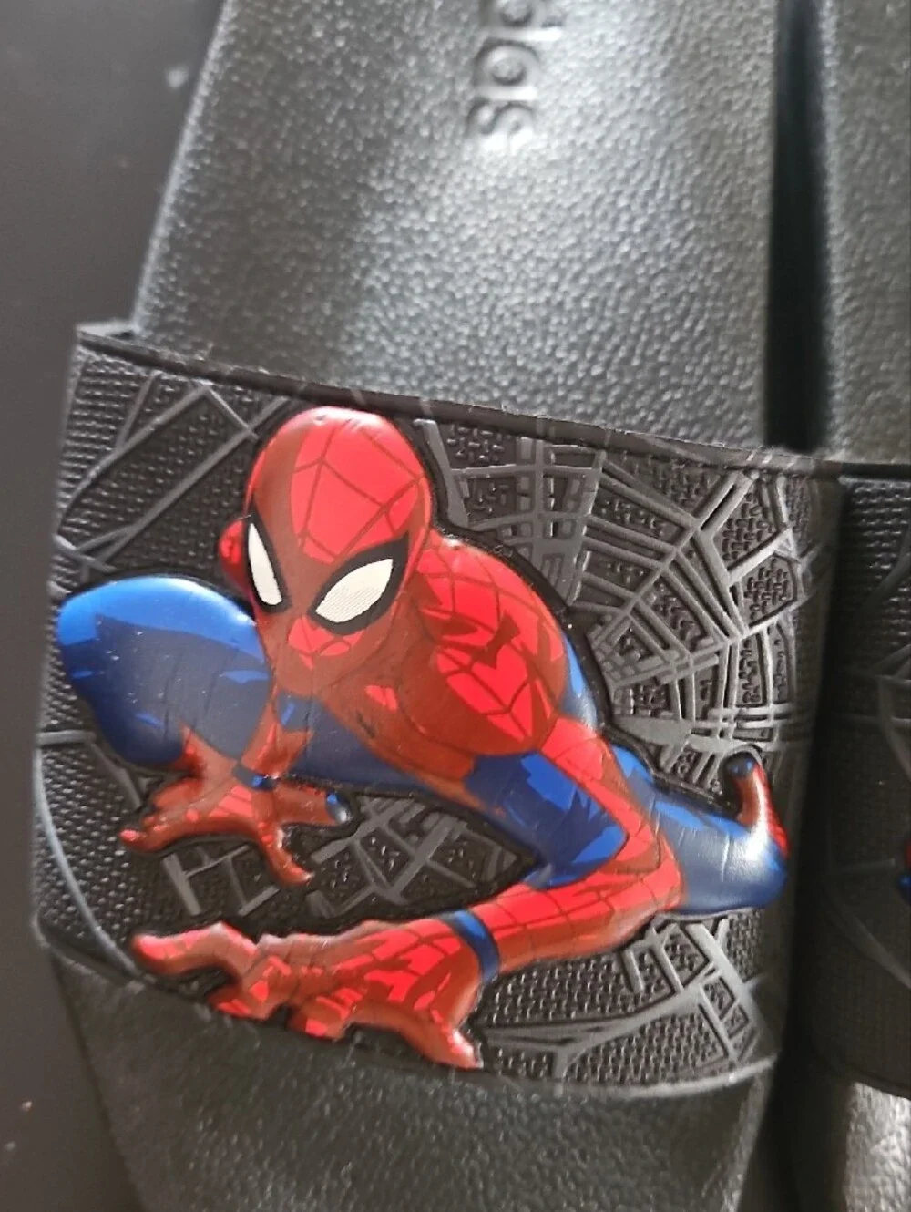 adidas kids slide